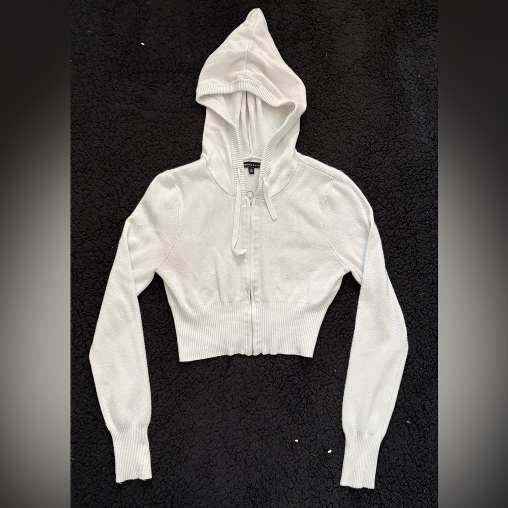 Kendall & Kylie White Zip-Up Cropped sweater Hoodie - Picture 2 of 7